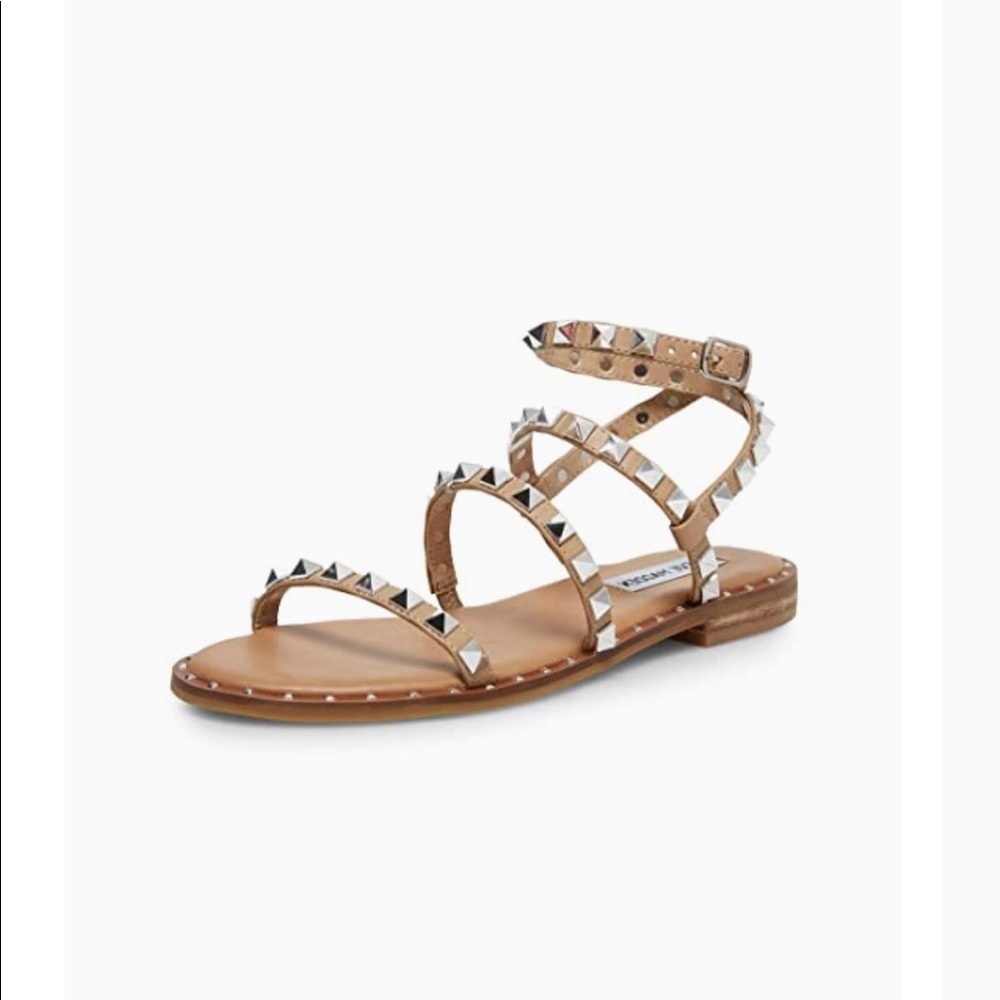 Brand New Steve Madden tan sandal with studs 7.5 women